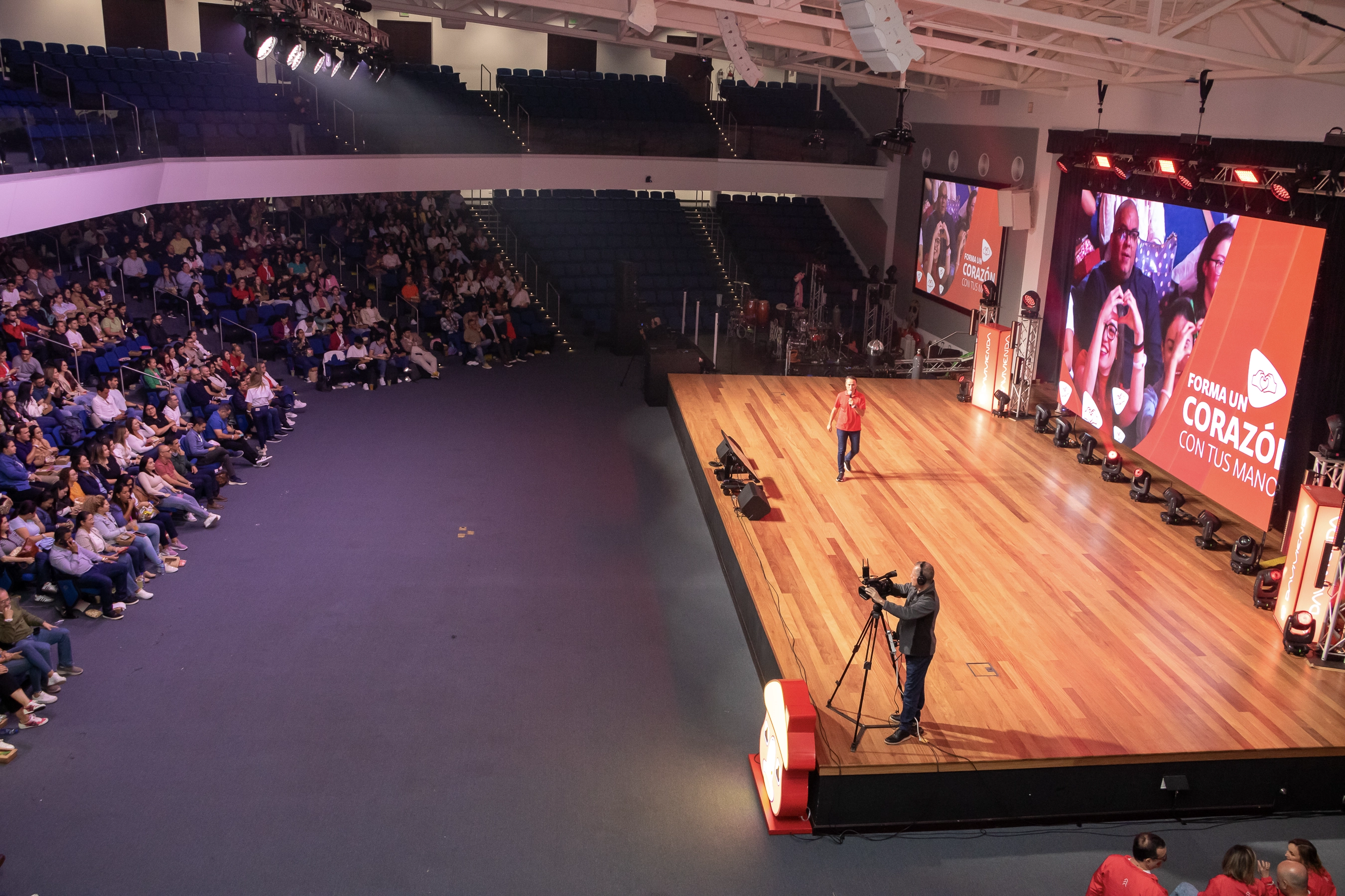 Equipo profesional de audio y video JM Eventos